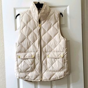 Women's Woolrich Ivory Puffer Vest